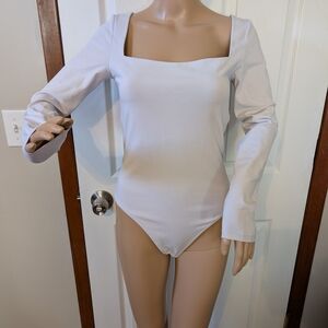 Aritza Babaton White Square Neck Bodysuit Large
